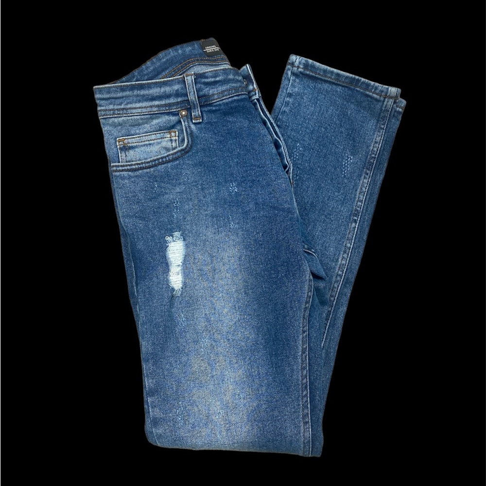 2Y DNM Distressed Denim